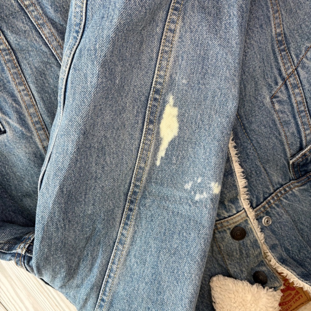 Levi's Sherpa‎ Lined Denim Jacket Distressed Fade Trucker Y2K Grunge Size S - Picture 10 of 11